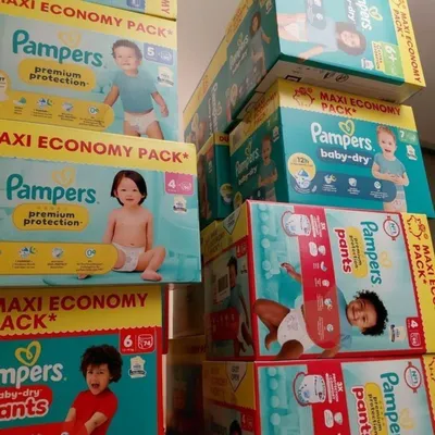 Différentes tailles de pampers maxipack 